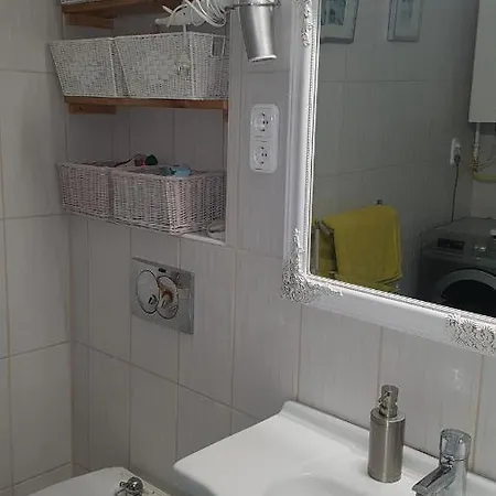 Csaladi Haz * Budapeszt