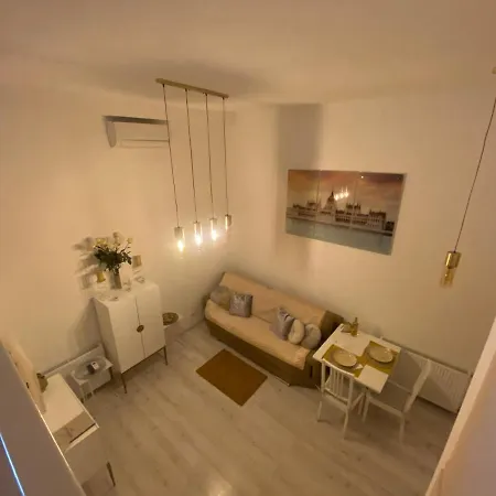 Apartman Dessewffy Utca 5 *