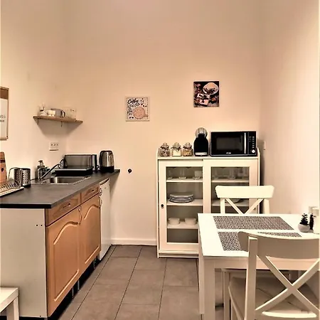 Apartment Quiet And Private Studio In The Center *