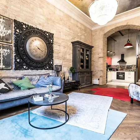 Castle Downtown Apartament