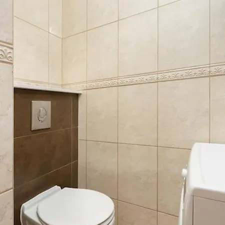 Apartment S22 *
