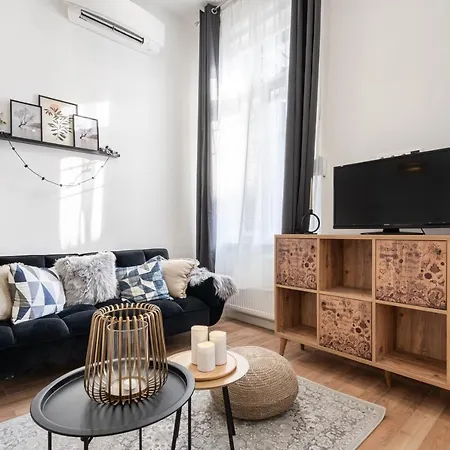 Apartment Eye