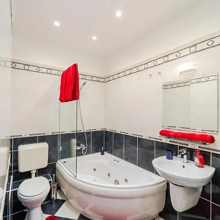 Andrassy Avenue Exclusive Apartment Budapest