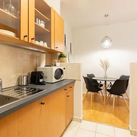 S22 Apartment *