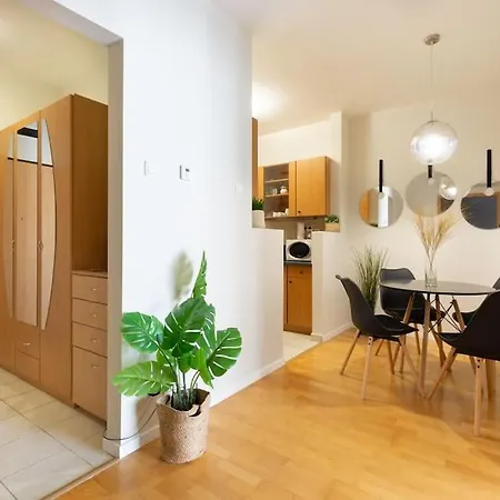 Apartment S22