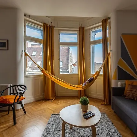 Art Downtown Styled By A Local Designer Apartment *