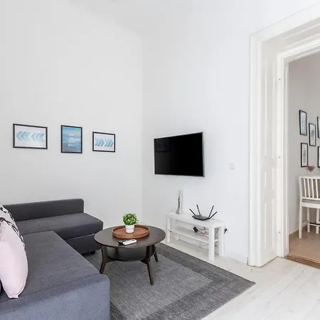 Deluxe Cozy In The Heart Of