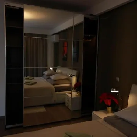 Apartmán 360 Panorama • Rooftop Jacuzzi • Downtown Luxury *