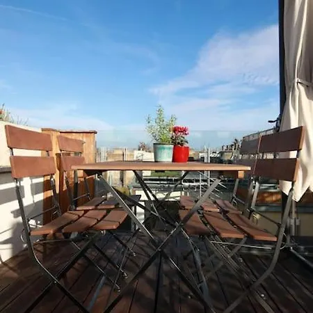 360 Panorama • Rooftop Jacuzzi • Downtown Luxury Apartman