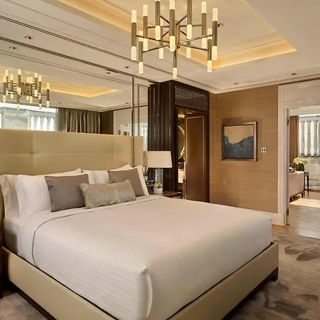 Отель Al Habtoor Palace Budapest, Preferred &