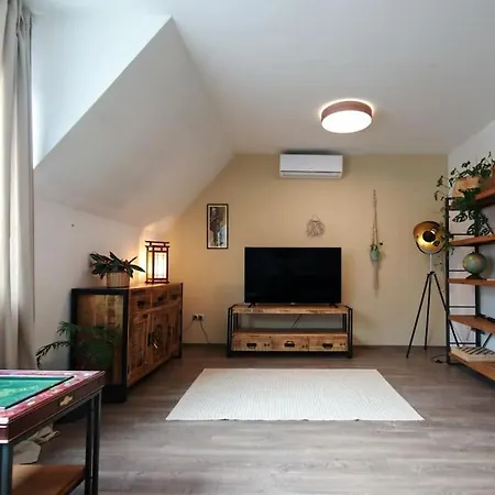 360 Panorama • Rooftop Jacuzzi • Downtown Luxury Apartman