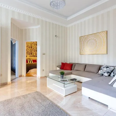 Luxury Downtown By Anna Apartmán Budapešť