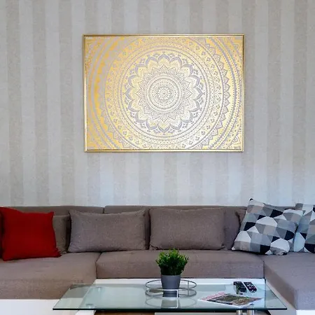 Luxury Downtown By Anna Apartmán
