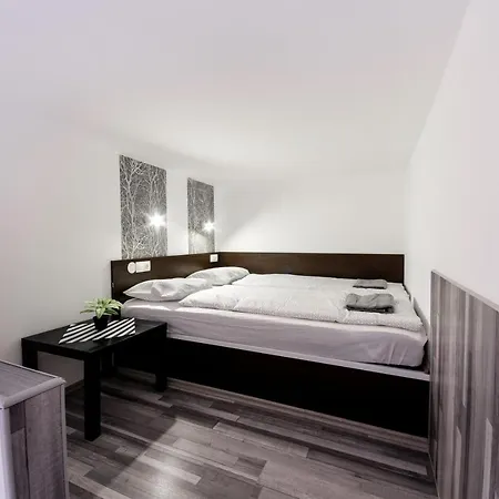 Rio's Stylish Flats