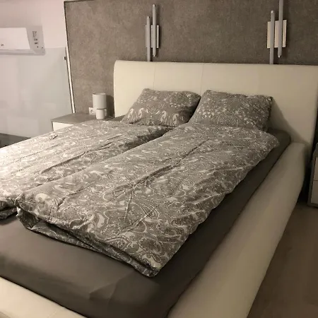 Hunyady Gallery Apartment *