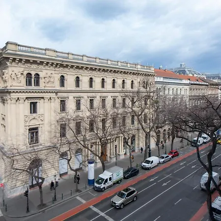 Apartment Andrassy Heritage