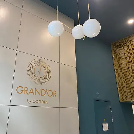 Grand * Budapešť