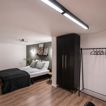 D24 - Historic Quarter Design Loft - Location By Bqa Apartmán