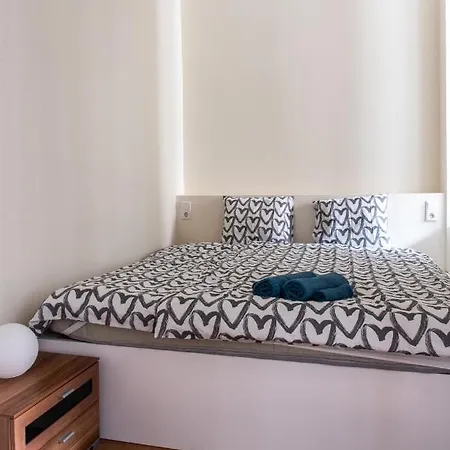 Andrassy Heritage Apartment Budapest