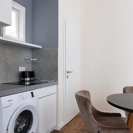 Andrassy Heritage Apartment