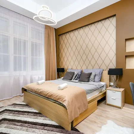Downtown Deluxe-two Bedroom With Sauna Appartamento Budapest