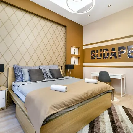 Appartamento Downtown Deluxe-two Bedroom With Sauna Budapest