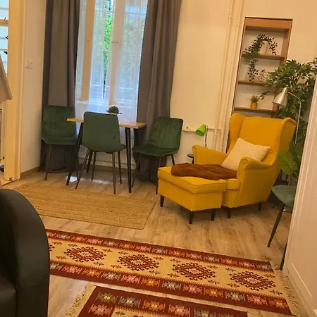 Christina By Buda Castle Apartment *