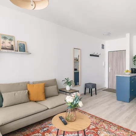 Corvin With Balcony And Ac Apartmán Budapešť
