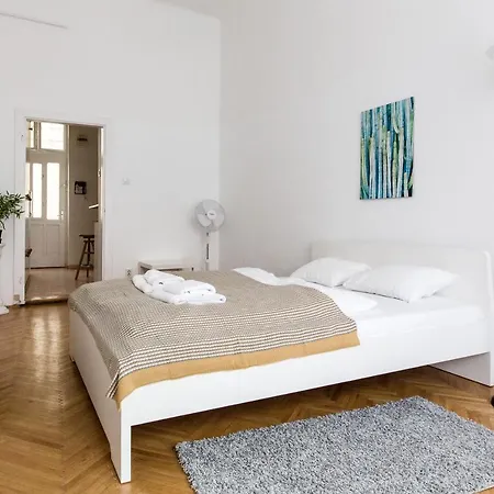 In The Living Apartment Budapest
