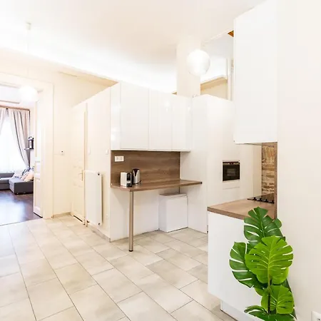 Spacious Luxury At The Heart Of Budapest