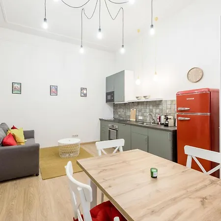 Stylish & 2br * Budapest