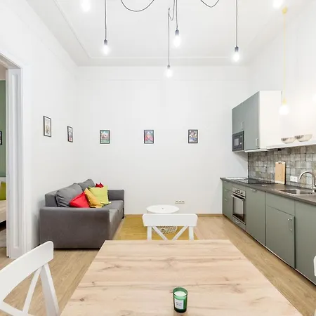 Appartamento Stylish & 2br Budapest