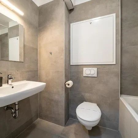 Vagabond Soho 4*