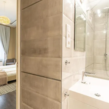 Spacious Luxury At The Heart Of *
