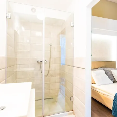 Spacious Luxury At The Heart Of Apartment