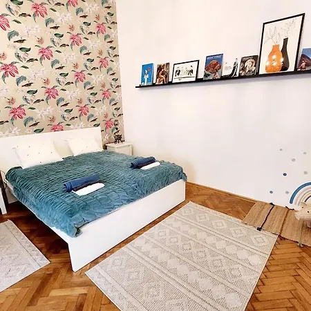 Travelers Award Winning Place In The Heart Of Kamilla *