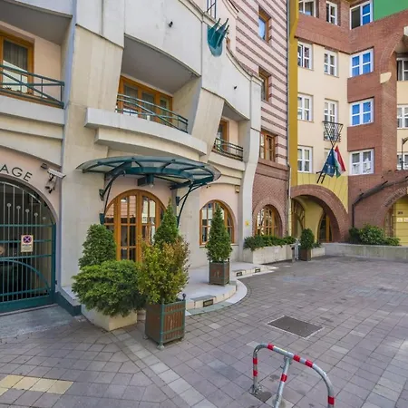 Corvin * Budapest