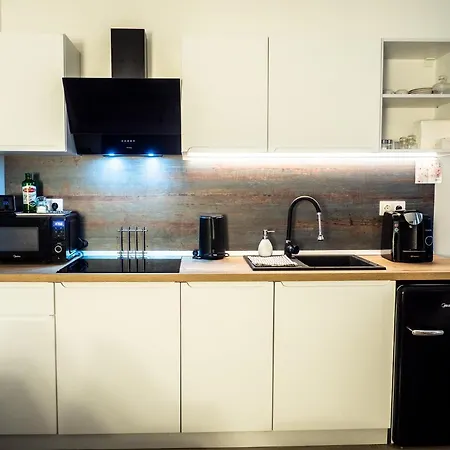 Apartment D52 - New In Downtown