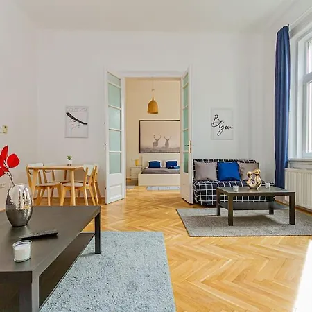 Gusto Della By Nw Apartment