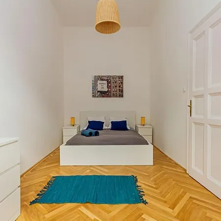 Gusto Della By Nw Apartment Budapest