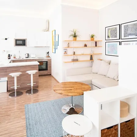 Brigi For 6 Ppl, Ac, Fast Wifi