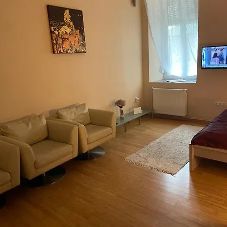Clark Apartman ** * Βουδαπέστη