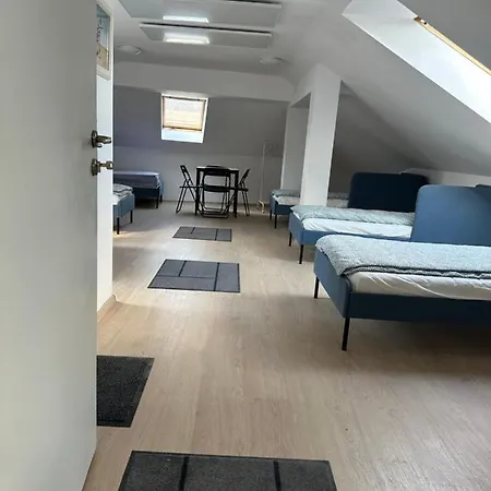 Aparthotel Devenyi One Stop Nyugati Train Station *