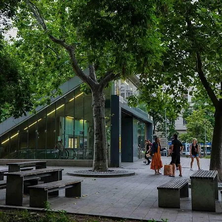 Greenlight Gallery By Newave * Budapest