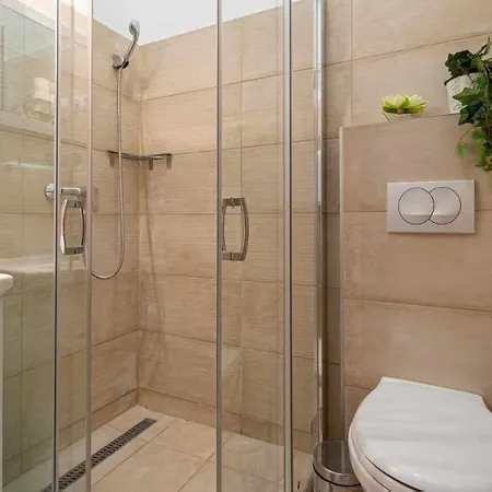 Klauzal 14 * Budapest