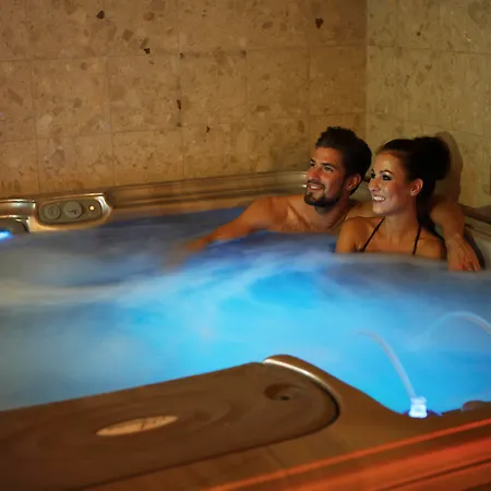 سيكس إن فندق بودابست