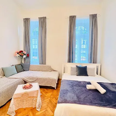 Kerepesi 3 - Opposite Keleti Station Privat bolig *