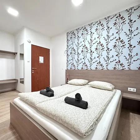 Central Seasons Design Aparthotel