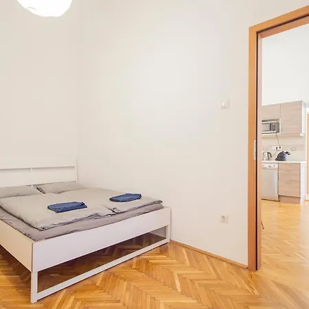 דירה Two Bedroom At Basilica *
