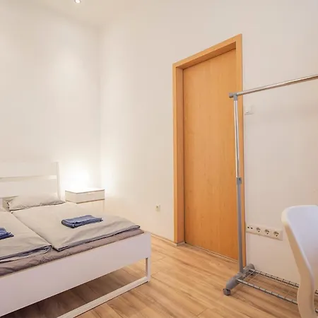 Two Bedroom At Basilica דירה